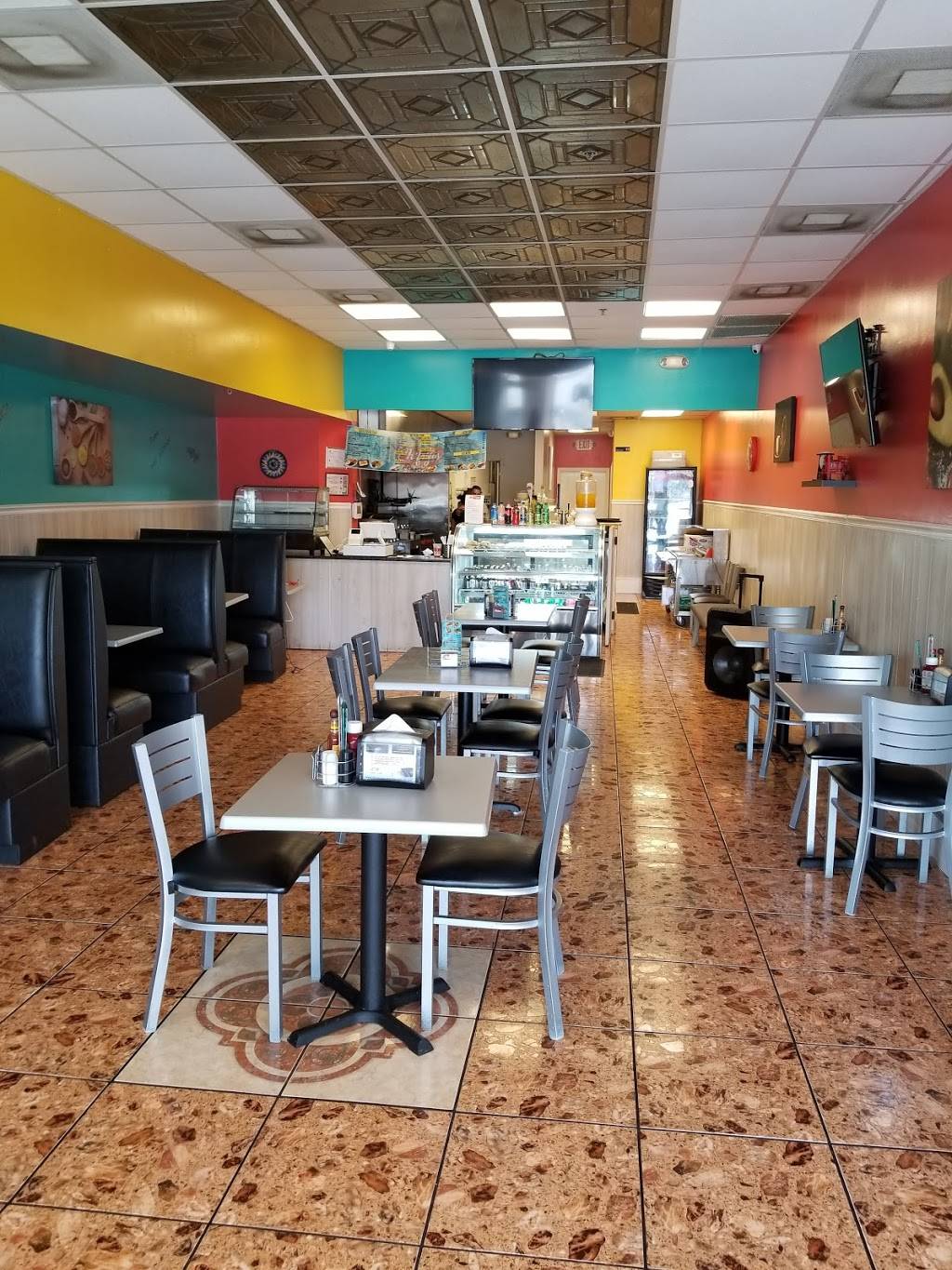 Chifrijos Latin Restaurant | restaurant | 2925 Vineland Rd, Kissimmee, FL 34746, USA | 4078336965 OR +1 407-833-6965