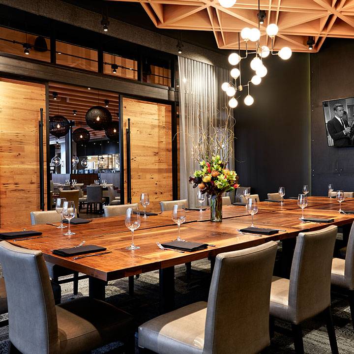 Del Friscos Grille | restaurant | 1201 Demonbreun St Suite 104, Nashville, TN 37203, USA | 6157425503 OR +1 615-742-5503