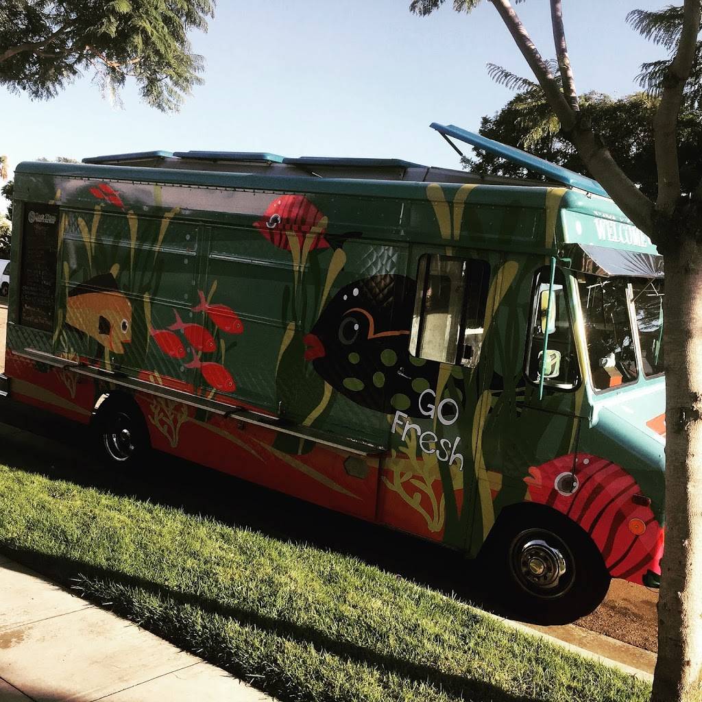 Zoes Place Food Truck | restaurant | 4637 Market St, San Diego, CA 92102, USA | 6197196884 OR +1 619-719-6884