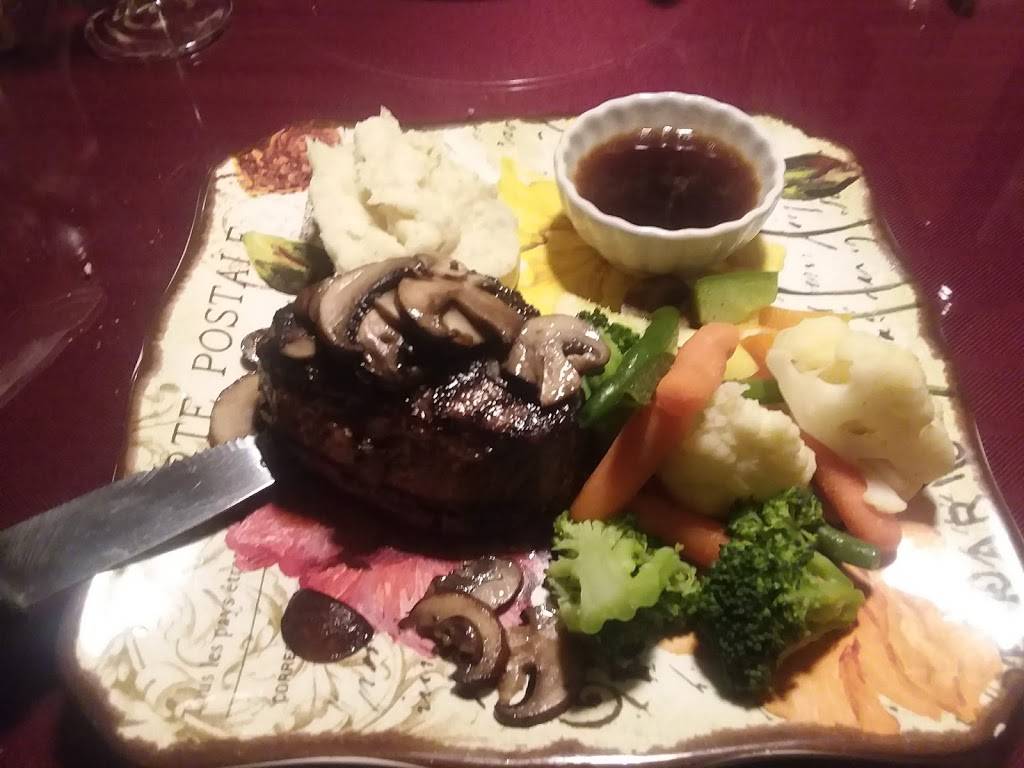 Lucarellis Italian Restaurant | restaurant | 1965 S Tamiami Trail, Venice, FL 34293, USA | 9414454755 OR +1 941-445-4755