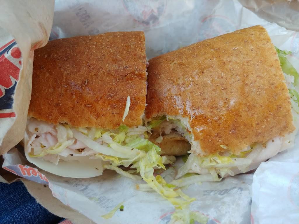 Jersey Mikes Subs | meal takeaway | 4715 Coffee Rd, Bakersfield, CA 93308, USA | 6615882711 OR +1 661-588-2711