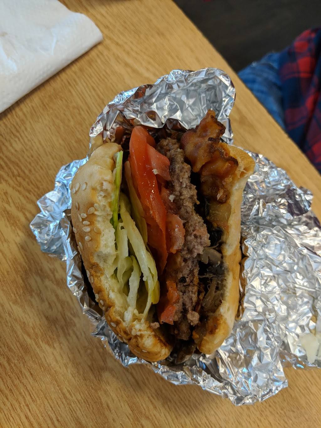 Five Guys | meal takeaway | 2805 Washington Rd, Augusta, GA 30909, USA | 7067368828 OR +1 706-736-8828