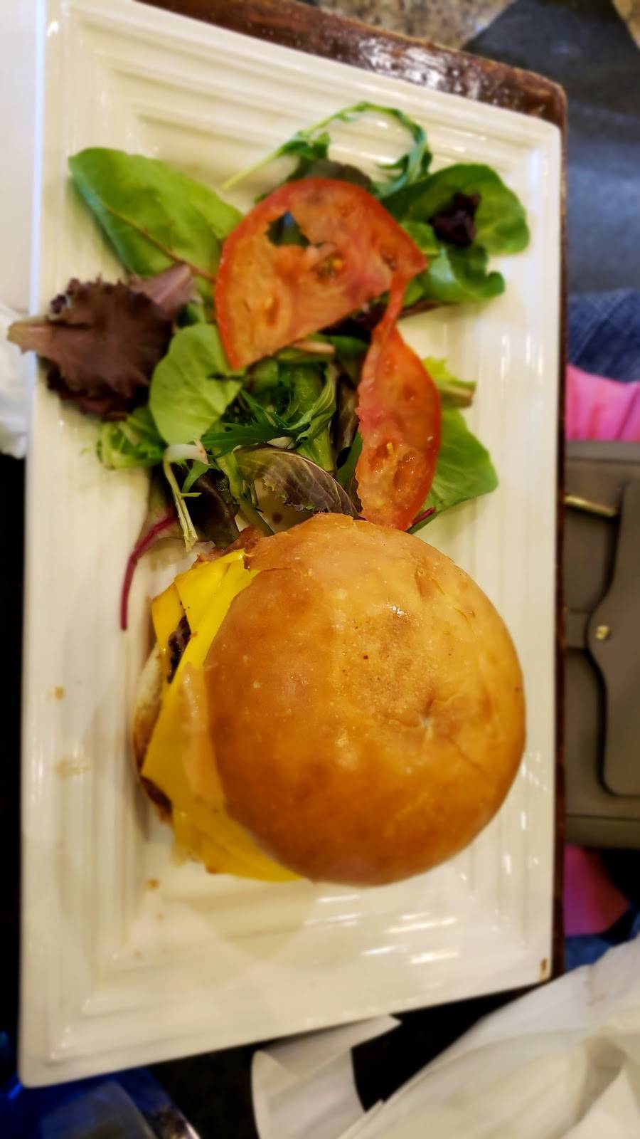 Royal Cucina | restaurant | 1352 Hylan Blvd, Staten Island, NY 10305, USA | 7189875771 OR +1 718-987-5771