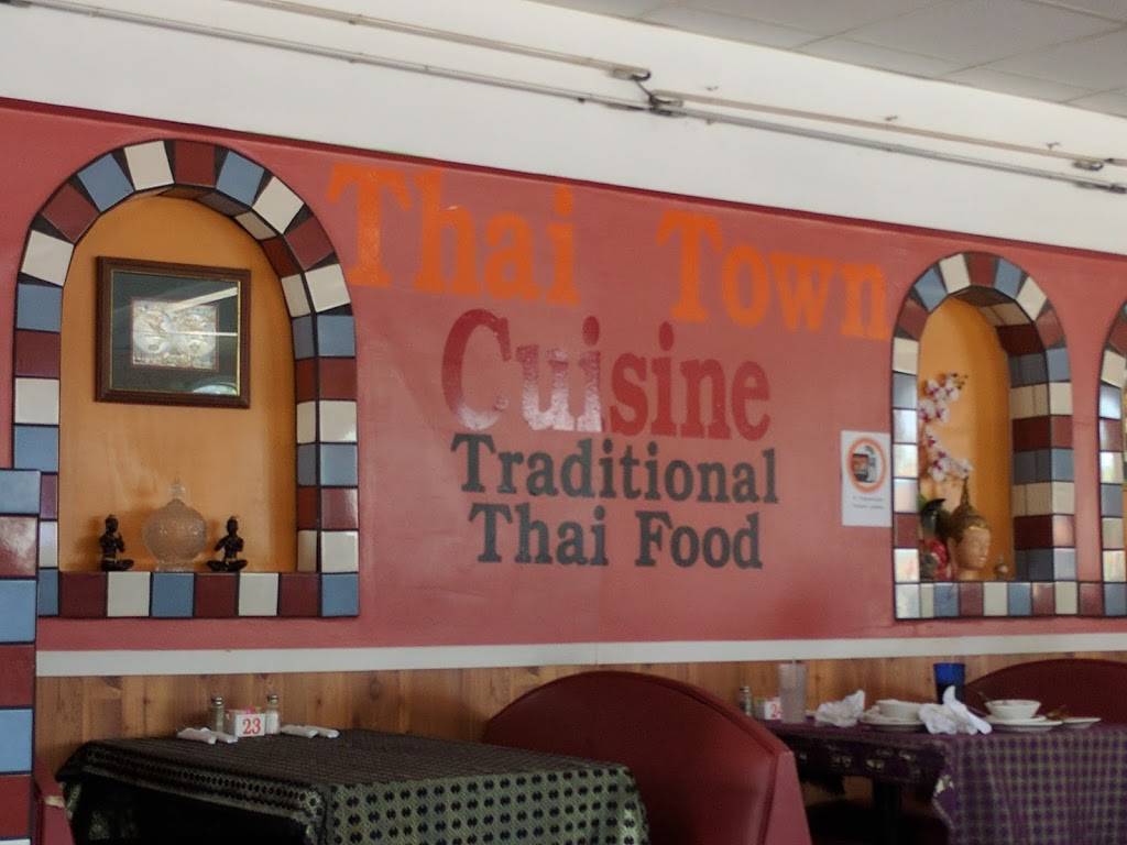 Thai Town Cuisine | restaurant | 1237 South High School Road, Indianapolis, IN 46241, USA | 3177316769 OR +1 317-731-6769