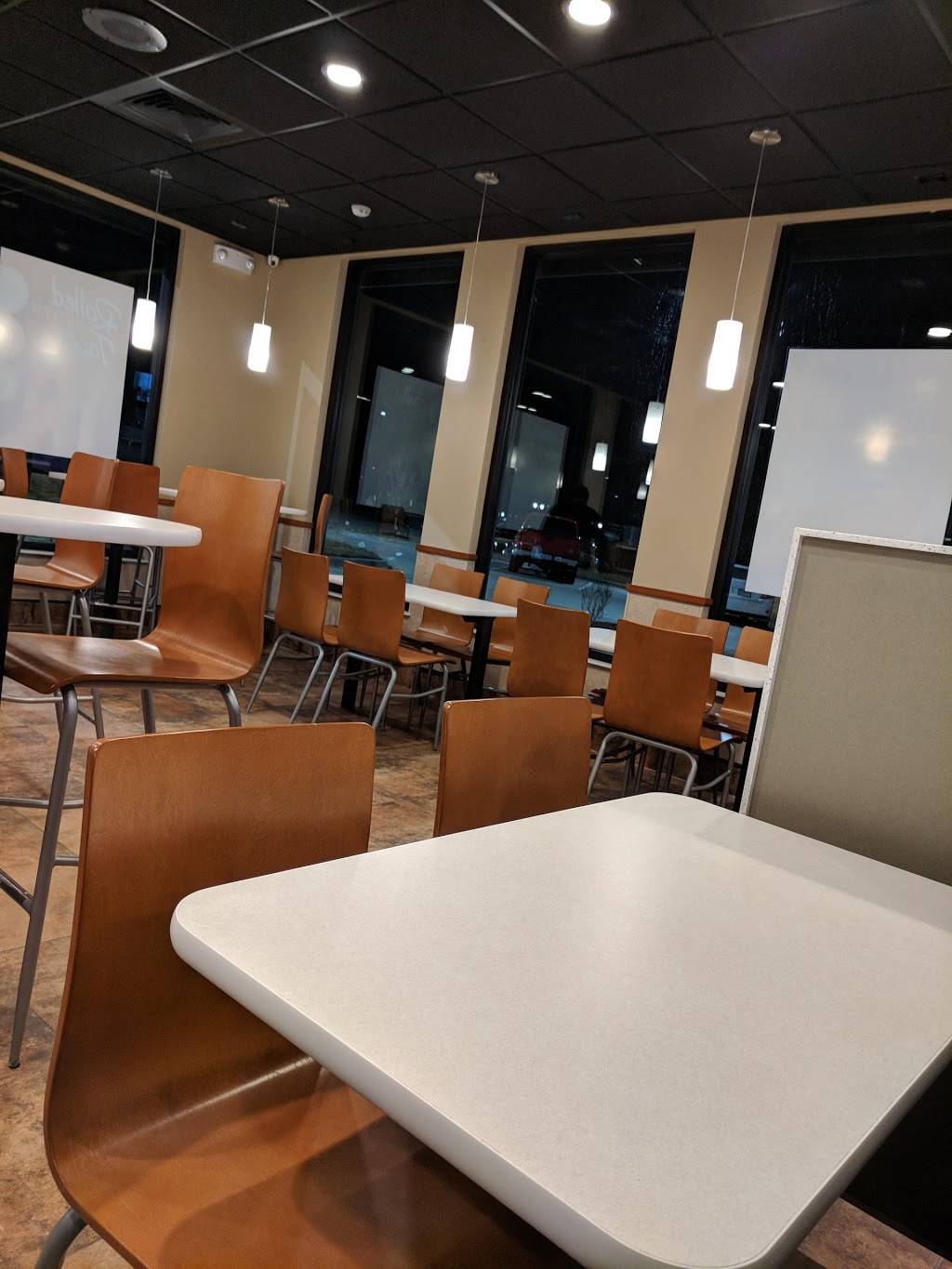 Taco Bell | meal takeaway | 2771 Heartland Dr, Coralville, IA 52241, USA | 3195452455 OR +1 319-545-2455