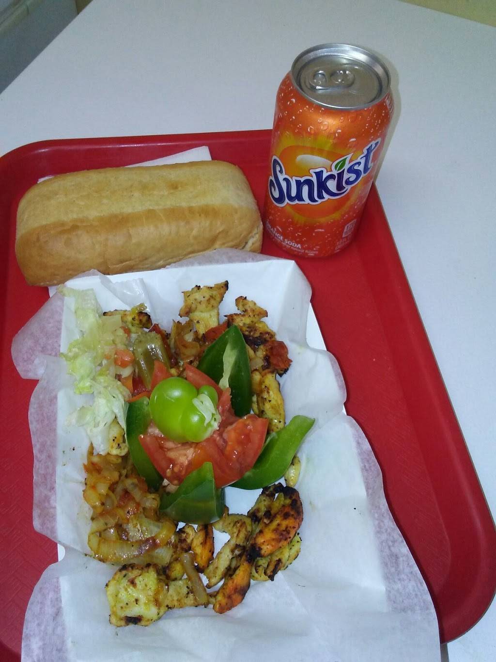 J J Fish & Chicken | restaurant | 217 7th St, Rockford, IL 61104, USA | 8159618748 OR +1 815-961-8748