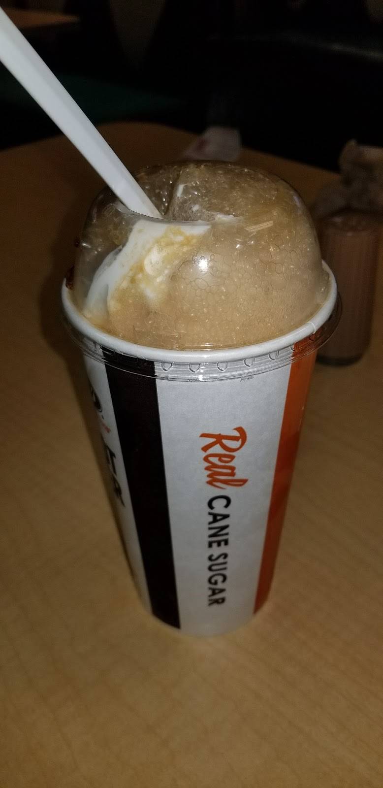 A&W | restaurant | 1910 W Ben White Blvd, Austin, TX 78704, USA | 5127077652 OR +1 512-707-7652