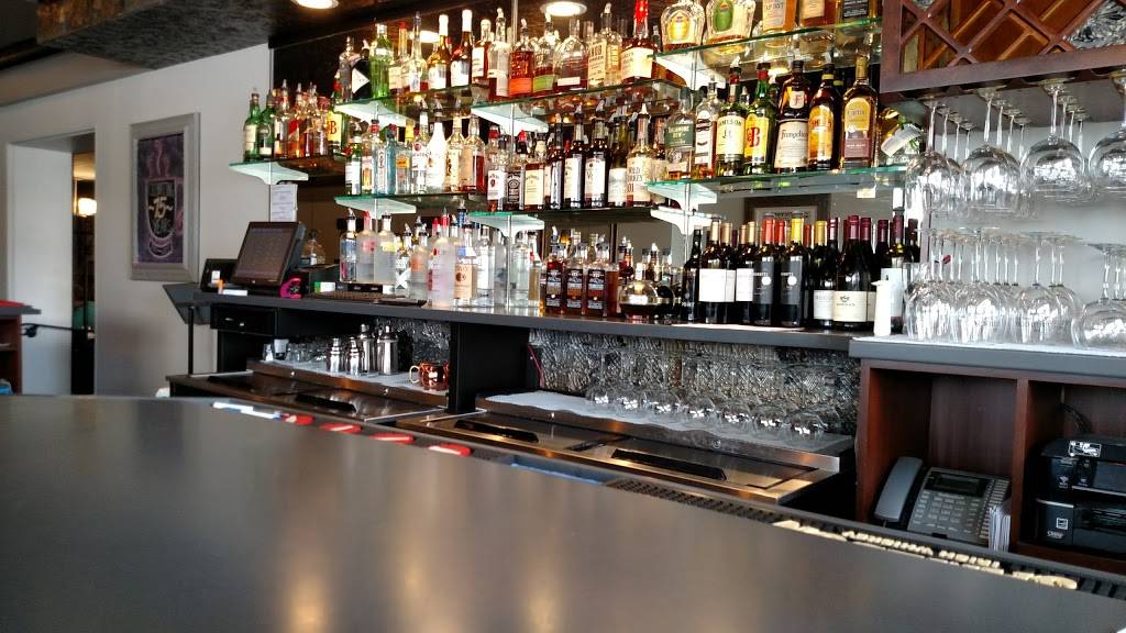 Saratoga Restaurant | restaurant | 431 Wabash Ave, Terre Haute, IN 47807, USA | 8122341161 OR +1 812-234-1161