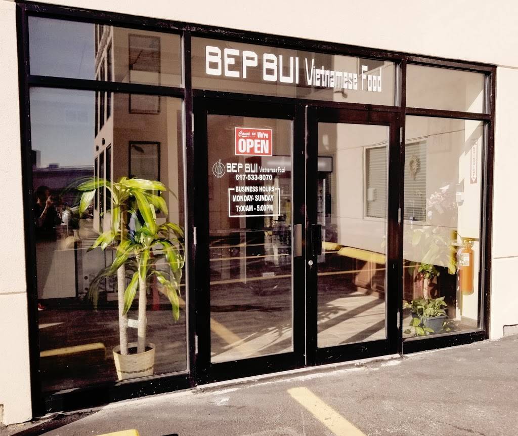 Bếp Bụi | restaurant | 95 Freeport St, Dorchester, MA 02122, USA | 6175338070 OR +1 617-533-8070