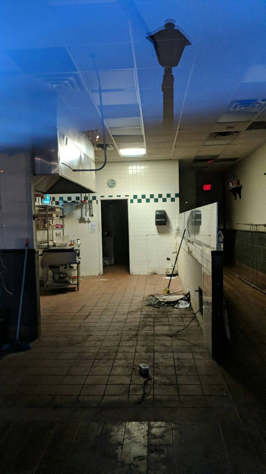 Mammas Pizza | restaurant | 1627 Bayview Ave, East York, ON M4G 3B5, Canada | 4164874443 OR +1 416-487-4443