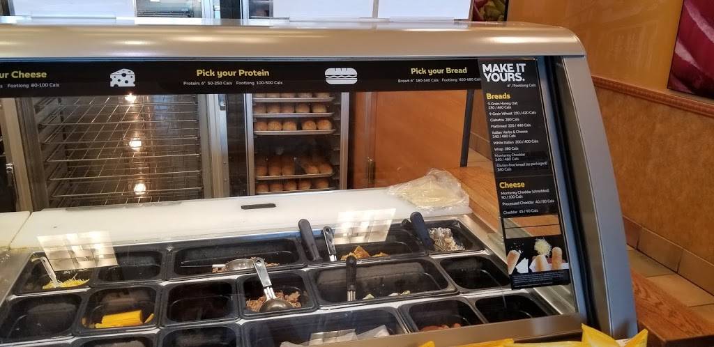 Subway | restaurant | 4792 Bank Street Findlay Creek Shopping Centre, Unit A002, Ottawa, ON K1T 3W5, Canada | 6134257827 OR +1 613-425-7827