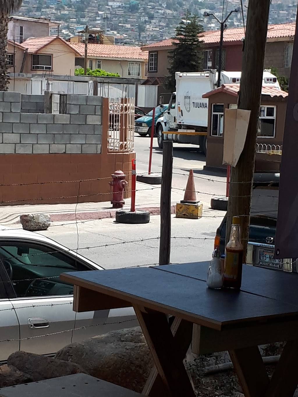 El Tamacuil "Tacos" | restaurant | Calle Tecate 20B, Río Tijuana 3a. Etapa, Rio Tijuana 3ra Etapa, 22226 Tijuana, B.C., Mexico | 016642648259 OR +52 664 264 8259