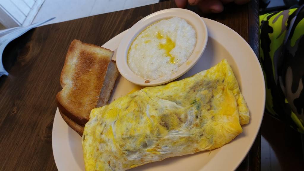 Country Kitchen | restaurant | 25335 W Newberry Rd, Newberry, FL 32669, USA | 3524722221 OR +1 352-472-2221