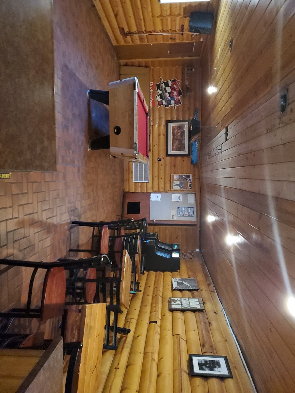 Zeros Pub & Grub | restaurant | E7294 Guth Rd, Weyauwega, WI 54983, USA | 9202138654 OR +1 920-213-8654