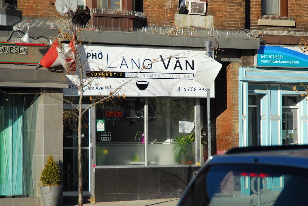 Pho Lang Van | restaurant | 958 St Clair Ave W, Toronto, ON M6E 1A1, Canada | 4166589989 OR +1 416-658-9989