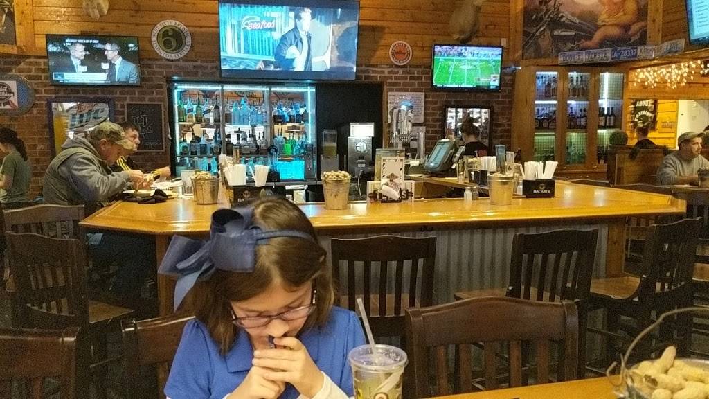 Texas Roadhouse | restaurant | 3030 Lakecrest Cir, Lexington, KY 40513, USA | 8592960028 OR +1 859-296-0028