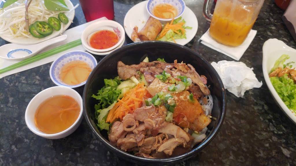 Pho Viet Flare Restaurant | restaurant | 4612, 514 S Van Dorn St B, Alexandria, VA 22304, USA | 7033709279 OR +1 703-370-9279