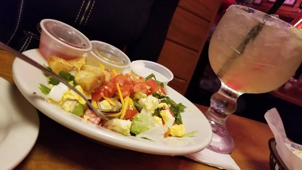 Texas Roadhouse | restaurant | 4568 S Dupont Hwy, Camden, DE 19934, USA | 3026984268 OR +1 302-698-4268