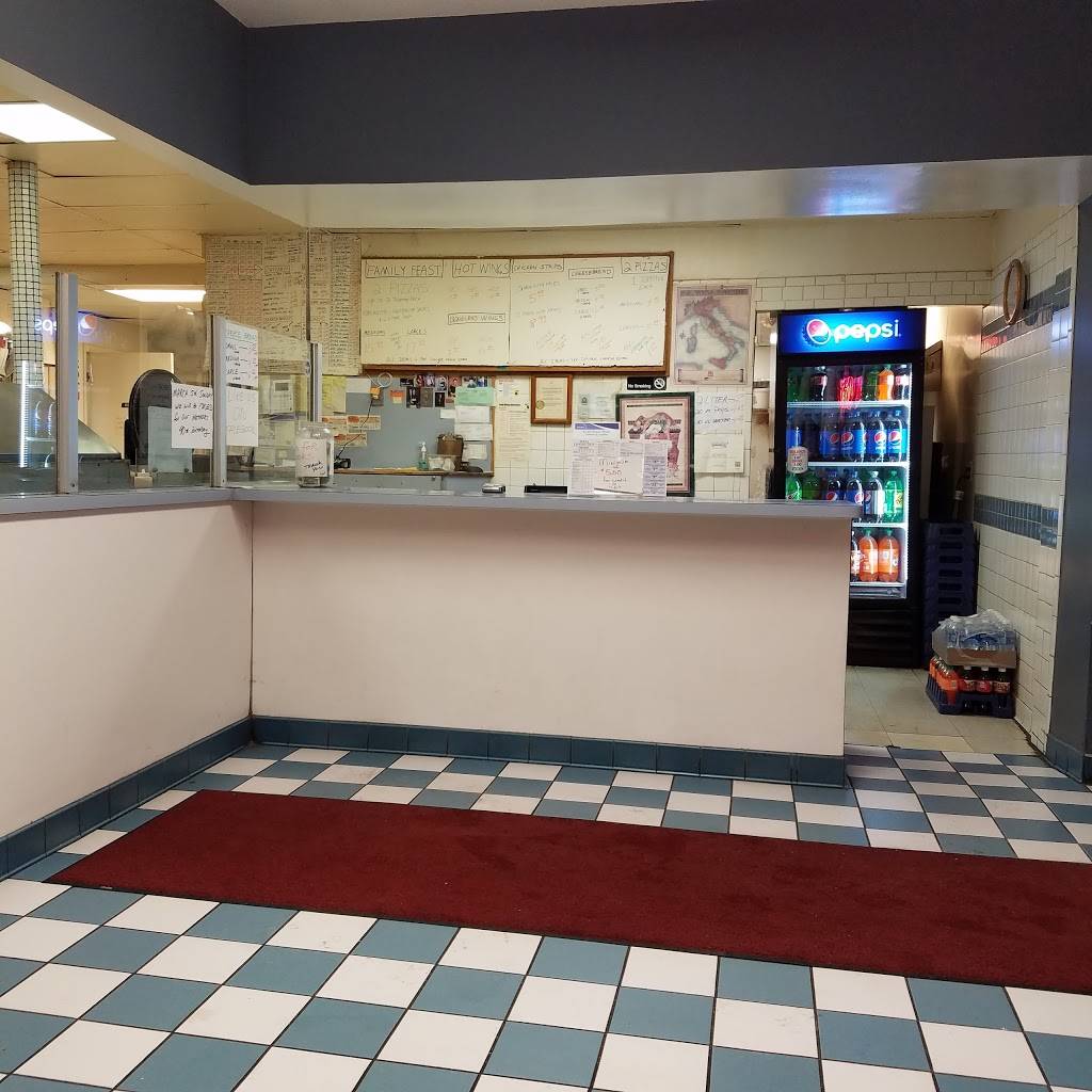 Pizza Connection | restaurant | 1077 Southfield Rd, Lincoln Park, MI 48146, USA | 3133823355 OR +1 313-382-3355