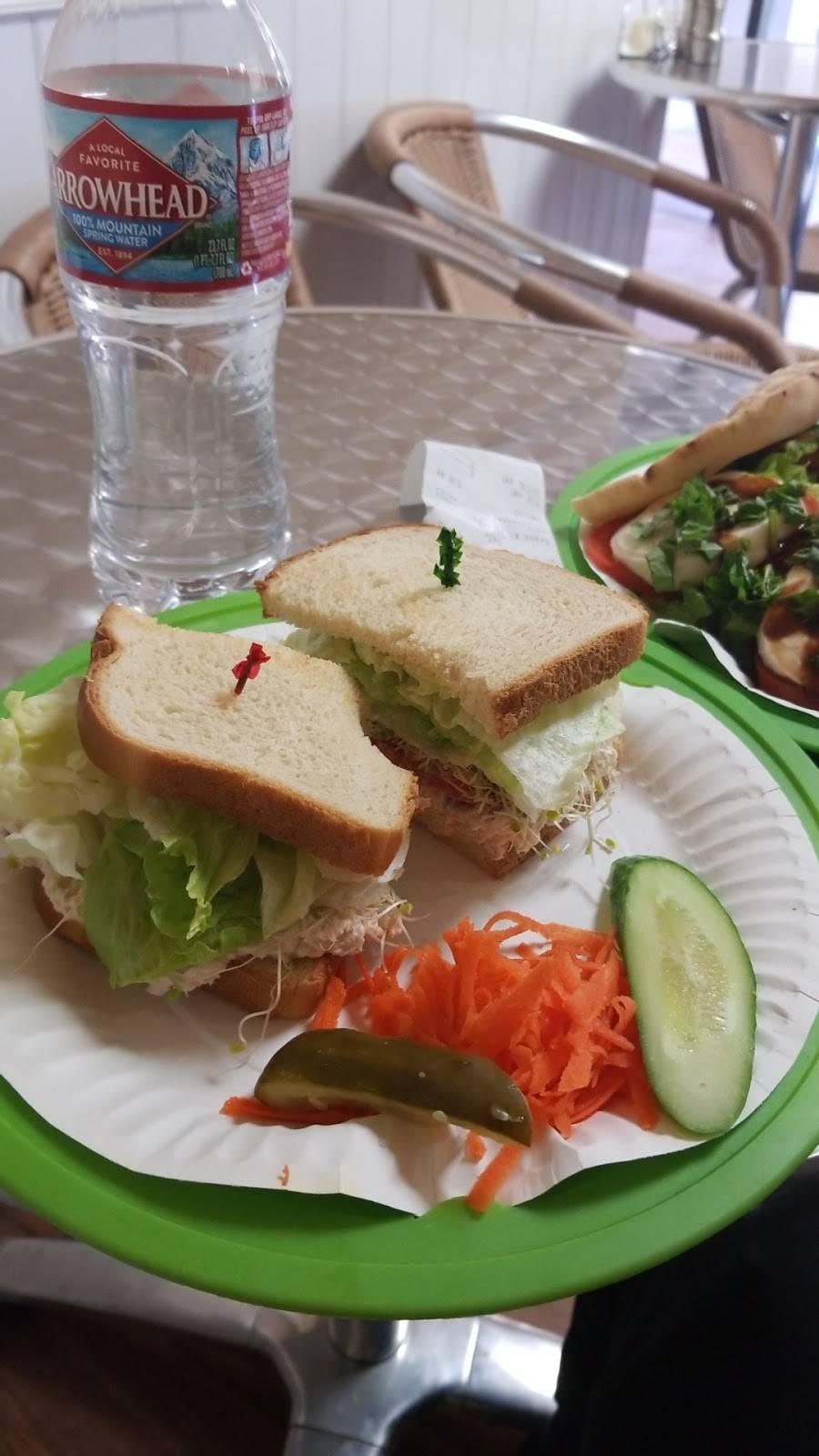 Tomato Patch | restaurant | 19730 Ventura Blvd #103, Woodland Hills, CA 91364, USA | 8189993463 OR +1 818-999-3463