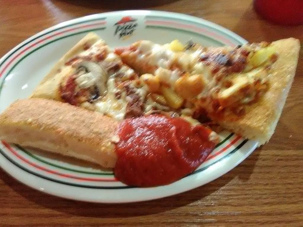 Pizza Hut | restaurant | 1923 S Horner Blvd, Sanford, NC 27330, USA | 9197768306 OR +1 919-776-8306