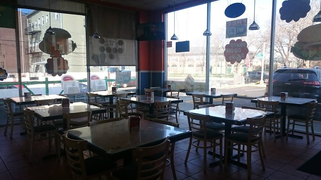 Mega Pizza | meal delivery | 596 Market St # D, Newark, NJ 07105, USA | 9733440054 OR +1 973-344-0054