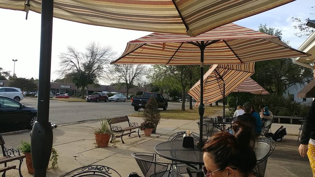 The Daily Dose Cafe | cafe | 6010 40th Ave, Kenosha, WI 53142, USA | 2629258338 OR +1 262-925-8338