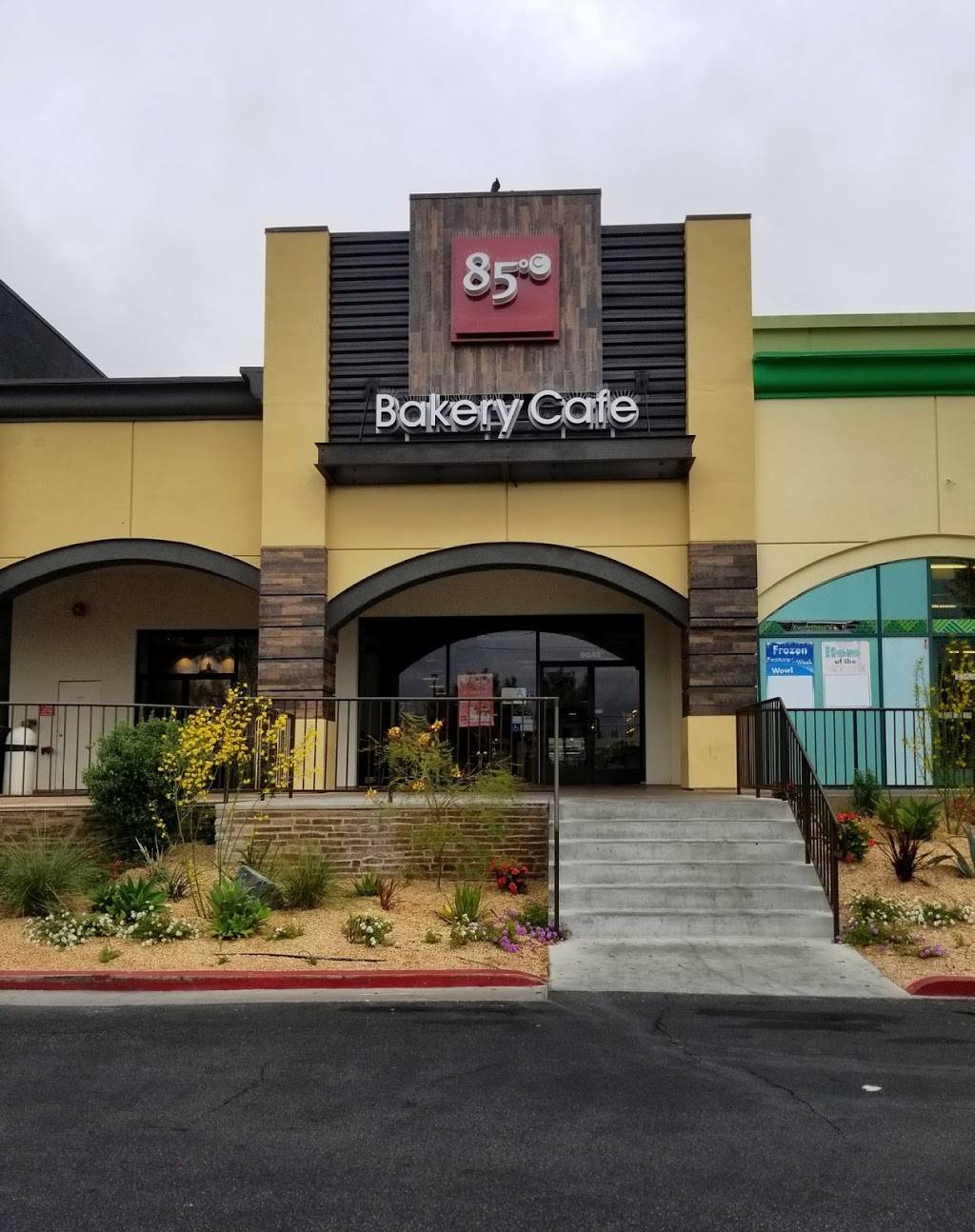 85C Bakery Cafe - Northridge | bakery | 9046 Tampa Ave, Northridge, CA 91324, USA | 8185769885 OR +1 818-576-9885