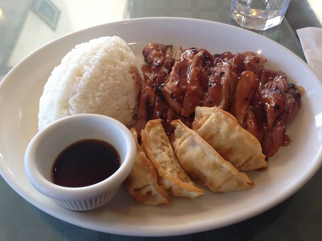 Fuji Japanese Restaurant | restaurant | 123 East Bay Drive Northeast, Olympia, WA 98506, USA | 3603520306 OR +1 360-352-0306