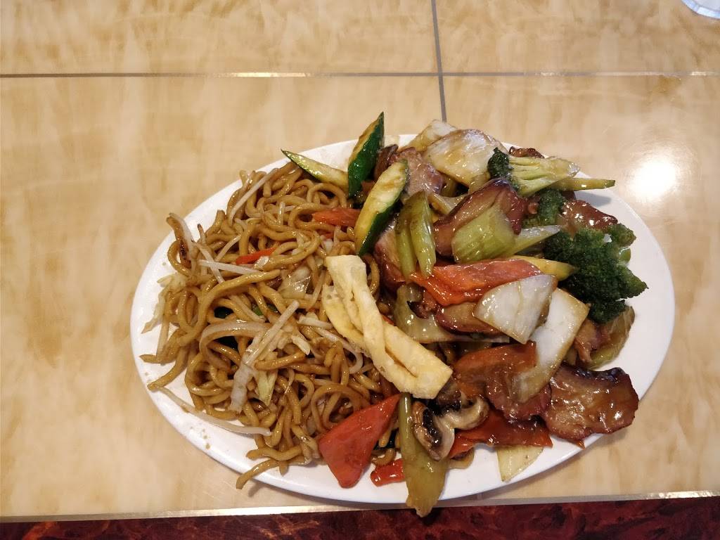 Lotus Fusion | restaurant | 1620 W El Camino Ave, Sacramento, CA 95833, USA | 9169203300 OR +1 916-920-3300