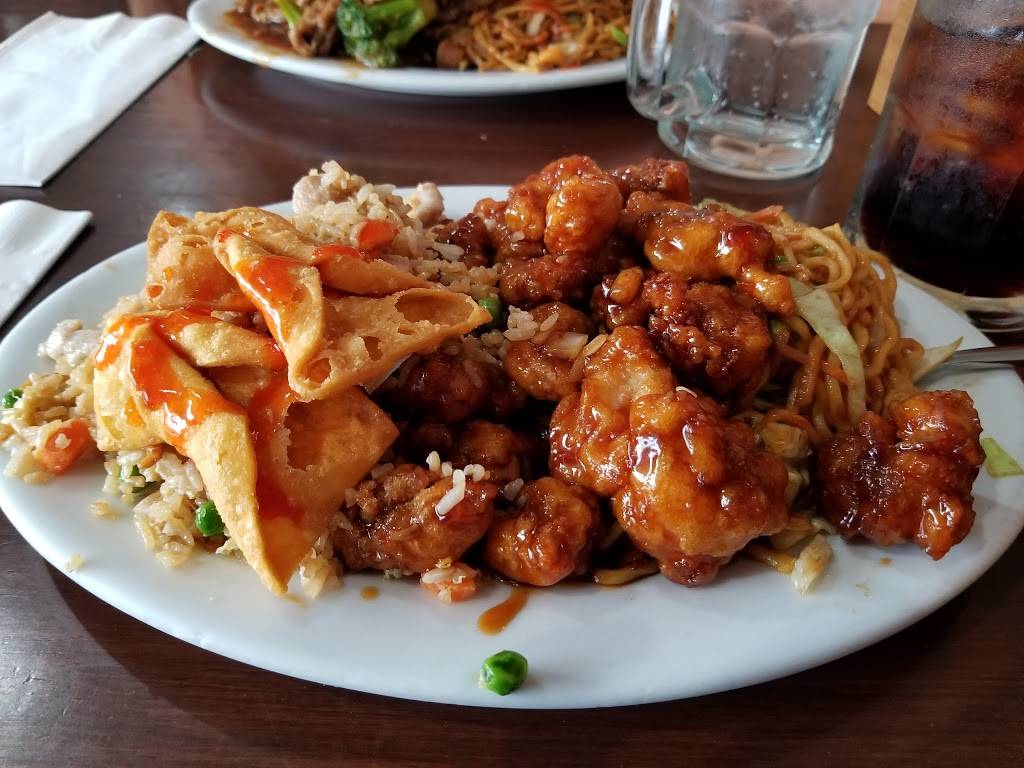 Imperial Garden Restaurant | restaurant | 2045 W Briggsmore Ave, Modesto, CA 95350, USA | 2095211226 OR +1 209-521-1226