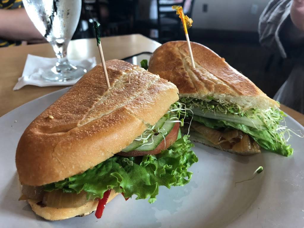 Dexters Windermere | restaurant | 4757 The Grove Dr #100, Windermere, FL 34786, USA | 4072587028 OR +1 407-258-7028