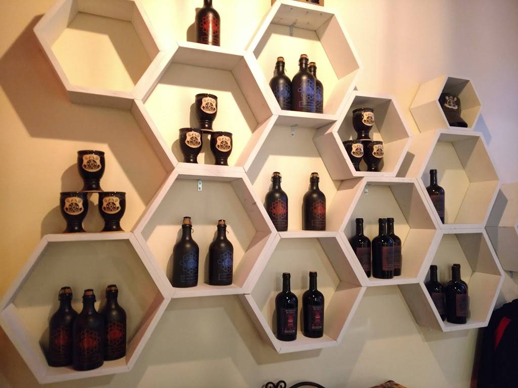 Meduseld Meadery | restaurant | 252 Harrisburg Ave, Lancaster, PA 17603, USA | 7172086144 OR +1 717-208-6144