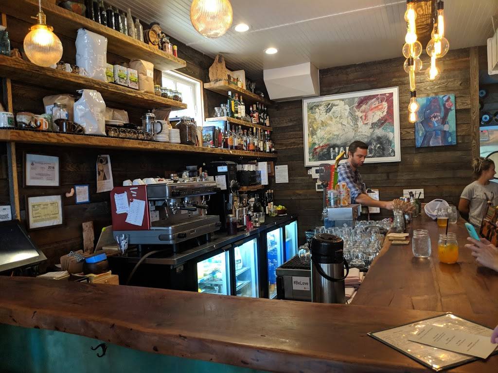 Harolds Cabin | restaurant | 247 Congress St, Charleston, SC 29403, USA | 8437934440 OR +1 843-793-4440