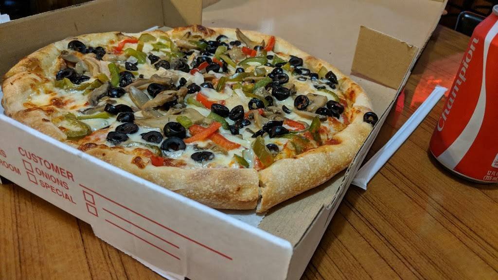 Tonys Place | restaurant | 17721 NW 78th Ave, Hialeah, FL 33015, USA | 3058212528 OR +1 305-821-2528