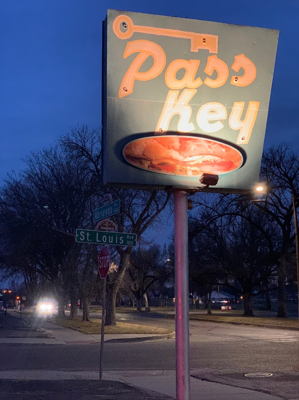 Pass Key Restaurant | restaurant | 518 E Abriendo Ave, Pueblo, CO 81004, USA | 7195461850 OR +1 719-546-1850