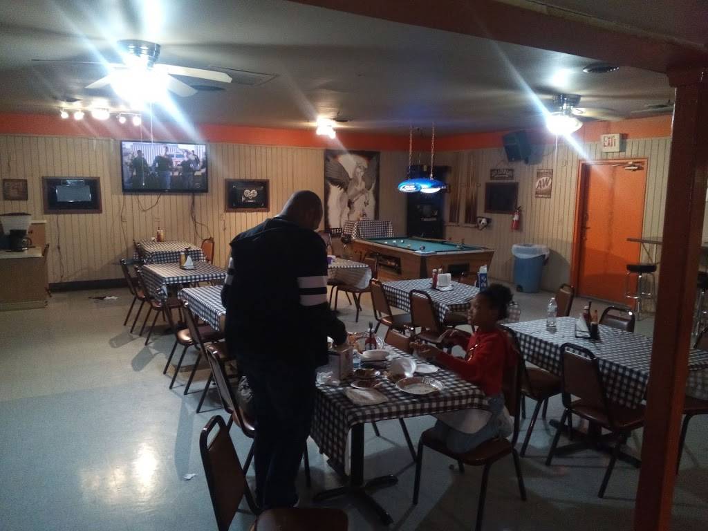 The Nashville SmokeHouse | restaurant | 2700 Tucker Rd, Nashville, TN 37218, USA | 6158669036 OR +1 615-866-9036