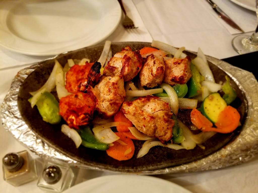 Saffron Indian Cuisine | restaurant | 1178 Woodruff Rd #16, Greenville, SC 29607, USA | 8642887400 OR +1 864-288-7400