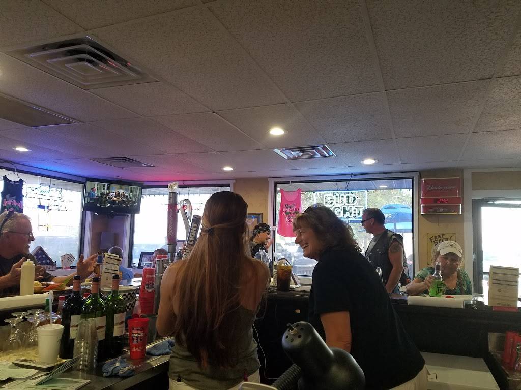 Half Shell Lounge | night club | 1956 Park Meadows Dr, Fort Myers, FL 33907, USA | 2399397333 OR +1 239-939-7333