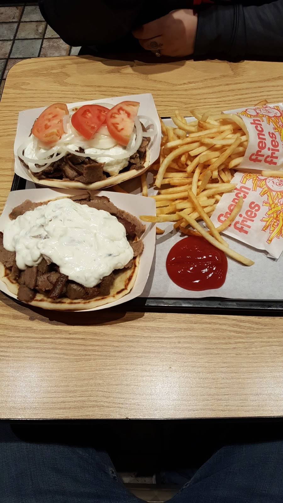 Gyros Factory | restaurant | 668 N Wolf Rd, Des Plaines, IL 60016, USA | 8477599114 OR +1 847-759-9114