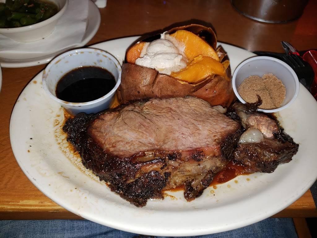 Texas Roadhouse | restaurant | 2536 W, I-20, Grand Prairie, TX 75052, USA | 9722060860 OR +1 972-206-0860