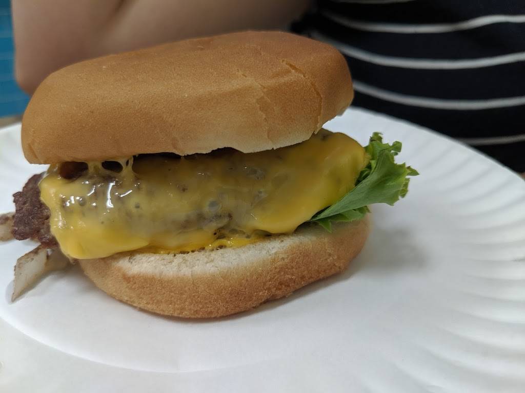 Seaside Dogs and Grill | restaurant | 2137 Upton Dr #324, Virginia Beach, VA 23454, USA | 7574536479 OR +1 757-453-6479