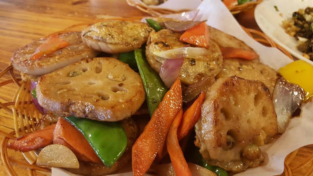 Shun Deck | restaurant | 2332 86th St, Brooklyn, NY 11214, USA | 9179339779 OR +1 917-933-9779