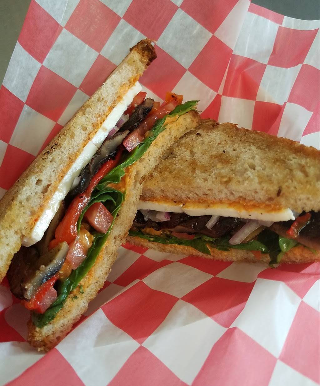 Ballywhack Shack | cafe | 304 Mill St #104, Occoquan, VA 22125, USA | 7037720068 OR +1 703-772-0068