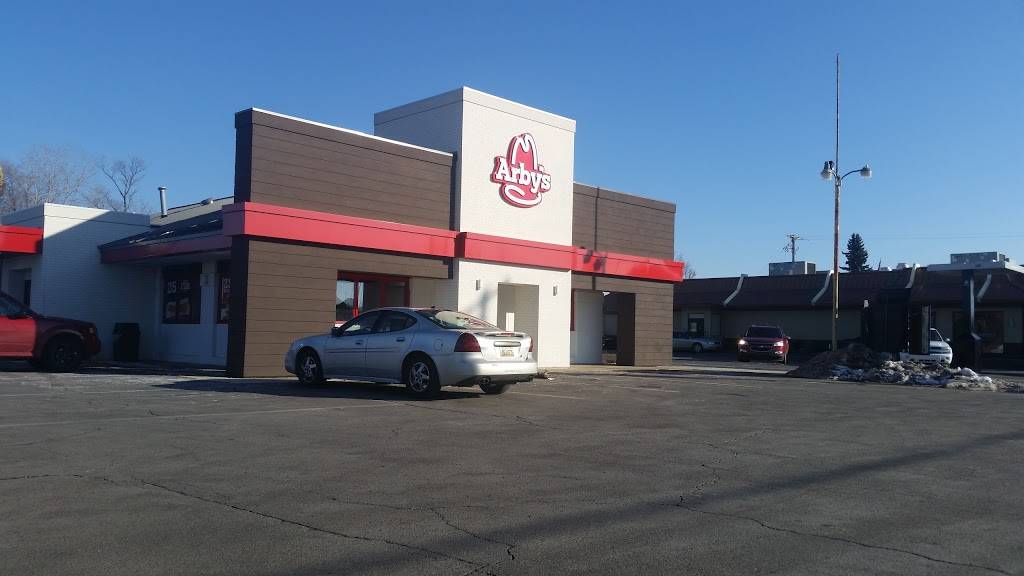 Arbys | restaurant | 10207 S Clare Ave, Clare, MI 48617, USA | 9893862161 OR +1 989-386-2161