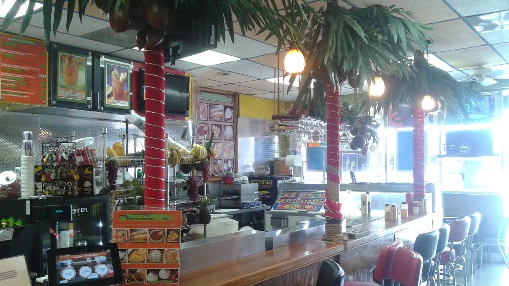 Raspaos | restaurant | 18640 67th Ave, Hialeah, FL 33015, USA | 3056232033 OR +1 305-623-2033