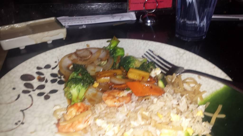 Koizi Endless Hibachi and Sushi Eatery | restaurant | 11245 Causeway Blvd, Brandon, FL 33511, USA | 8136532999 OR +1 813-653-2999