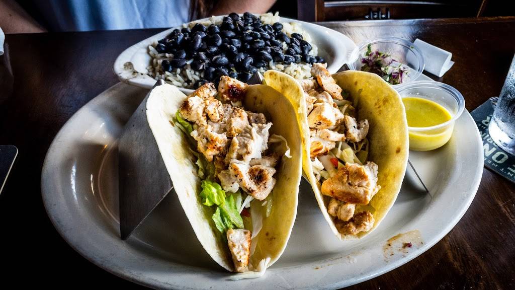 The Boatyard Waterfront Bar and Grill | restaurant | 1500 Stickney Point Rd, Sarasota, FL 34231, USA | 9419216200 OR +1 941-921-6200