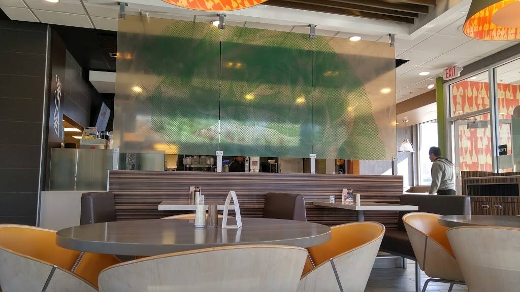 McDonalds | cafe | 927 S High St, West Chester, PA 19380, USA | 6106927342 OR +1 610-692-7342