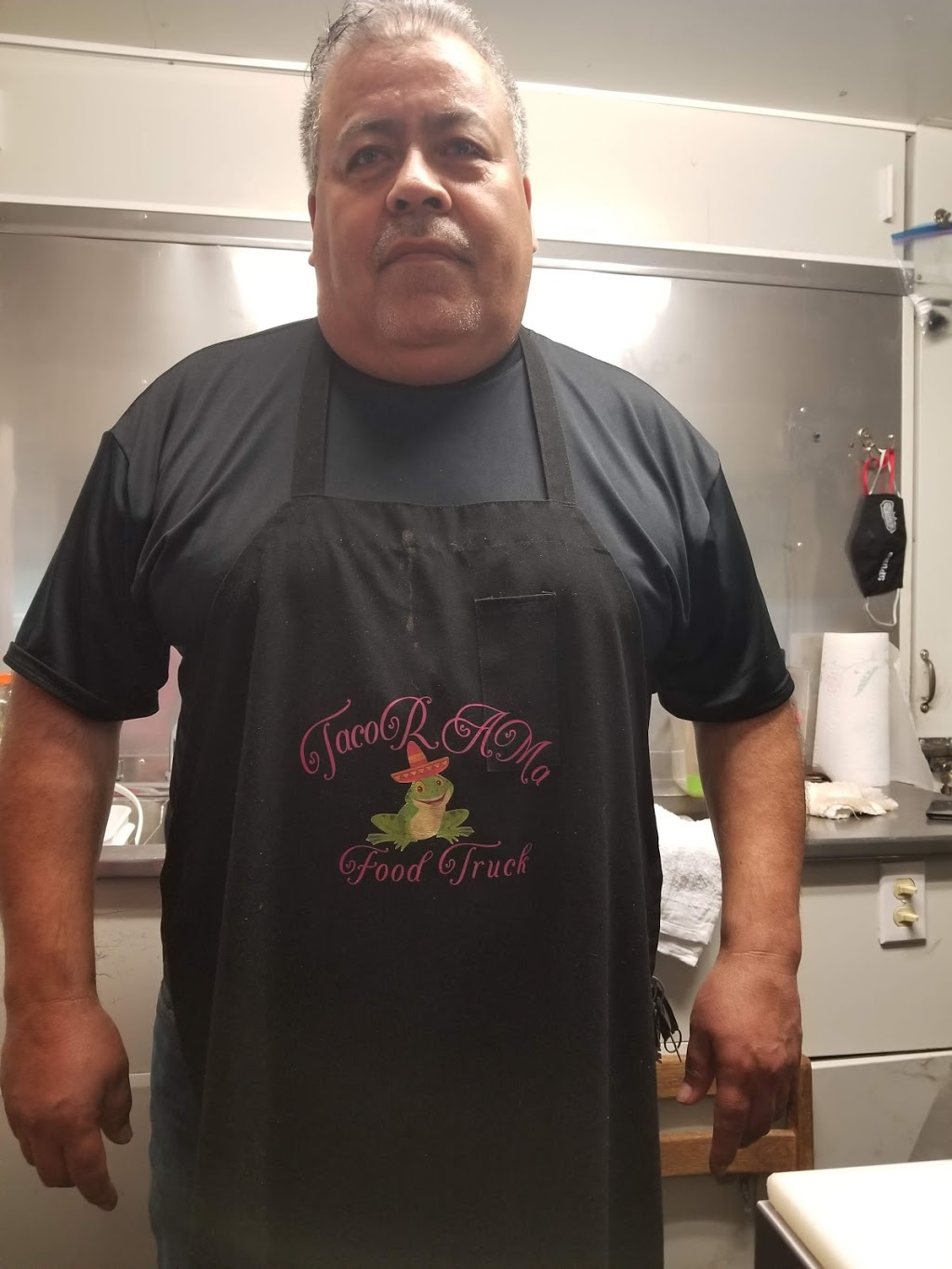 TacoRama | restaurant | 622 W Theo Ave, San Antonio, TX 78225, USA | 2103707867 OR +1 210-370-7867